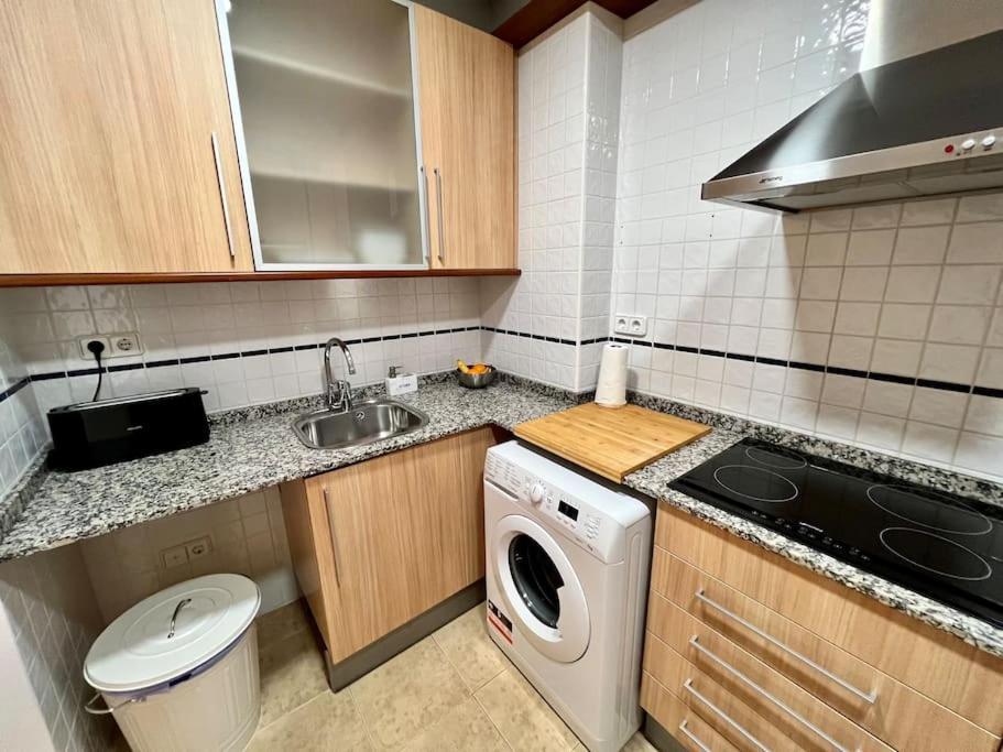 Apartamento Espacioso Y Familiar Terrassa Exterior foto