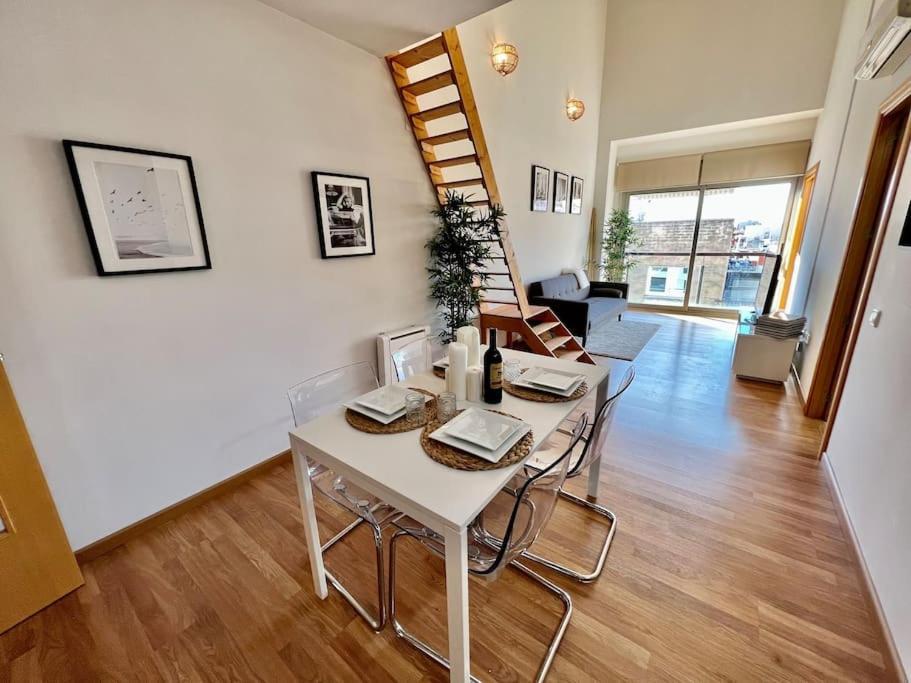 Apartamento Espacioso Y Familiar Terrassa Exterior foto