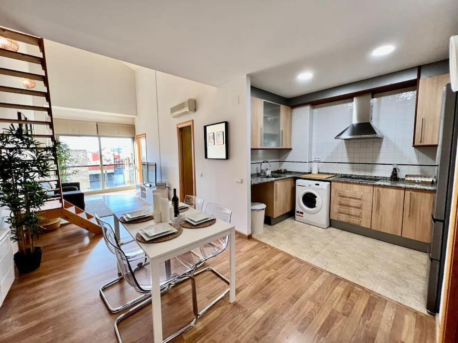 Apartamento Espacioso Y Familiar Terrassa Exterior foto